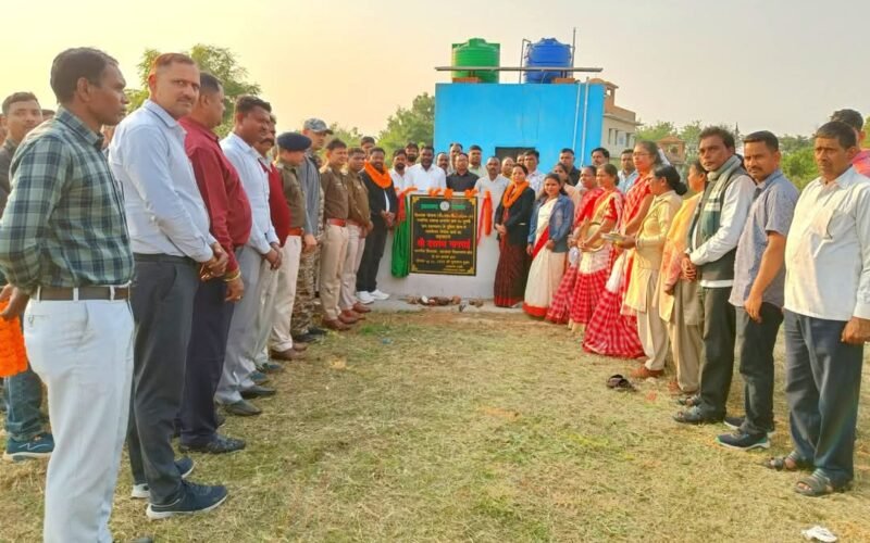 जल मीनार का विधायक दशरथ गागराई ने किया उद्घाटन