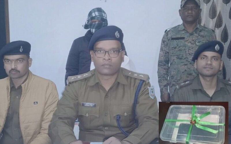 चाईबासा में रिटायर्ड बैंककर्मी से 17 लाख की साइबर ठगी, एक आरोपी गिरफ्तार