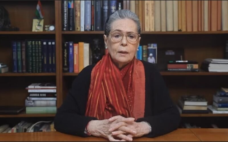 मनरेगा को कमजोर करने का आरोप, कांग्रेस ने किया विरोध