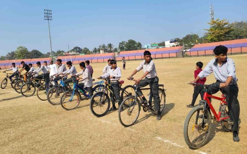 स्वामी विवेकानंद जयंती पर सरस्वती शिशु मंदिर सरायकेला में खेलकूद प्रतियोगिता आयोजित