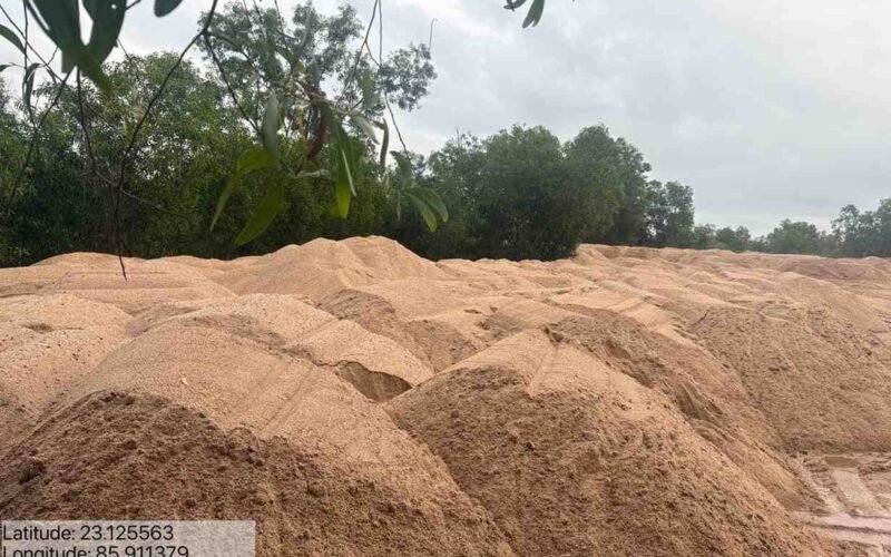 सरायकेला–खरसावां में सीज बालू की पहली ऑनलाइन नीलामी सफल