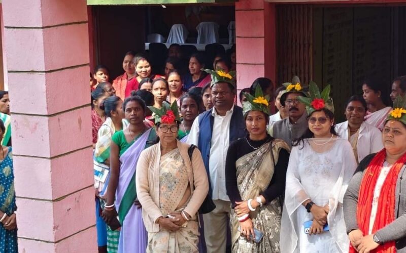 सरायकेला प्रखंड में संपूर्णता अभियान 2.0 का शुभारंभ