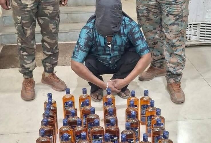 नगर निकाय चुनाव 2026 को लेकर जिले में अवैध शराब पर बड़ी कार्रवाई, 100 लीटर से अधिक शराब जब्त, 7 गिरफ्तार