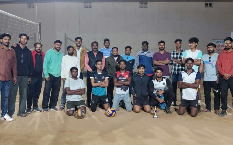 BVC क्लब के तत्वावधान में आयोजित वॉलीबॉल टूर्नामेंट का सफल समापन