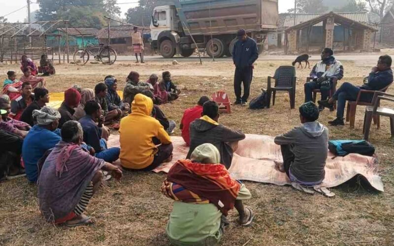 ग्राम सभा पुरनापानी की बैठक में सिंचाई योजना व सामुदायिक वन प्रबंधन पर अहम निर्णय