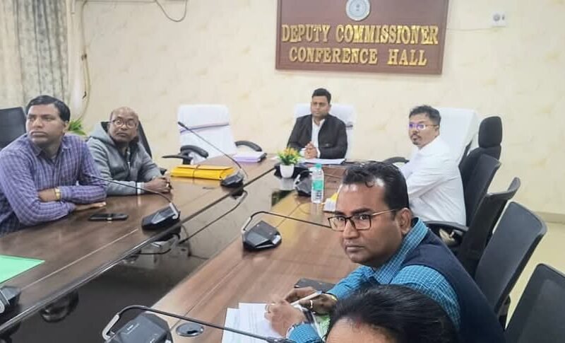 पश्चिमी सिंहभूम में समेकित बिरसा ग्राम विकास योजना के तहत कृषक पाठशालाओं का सतत अनुश्रवण