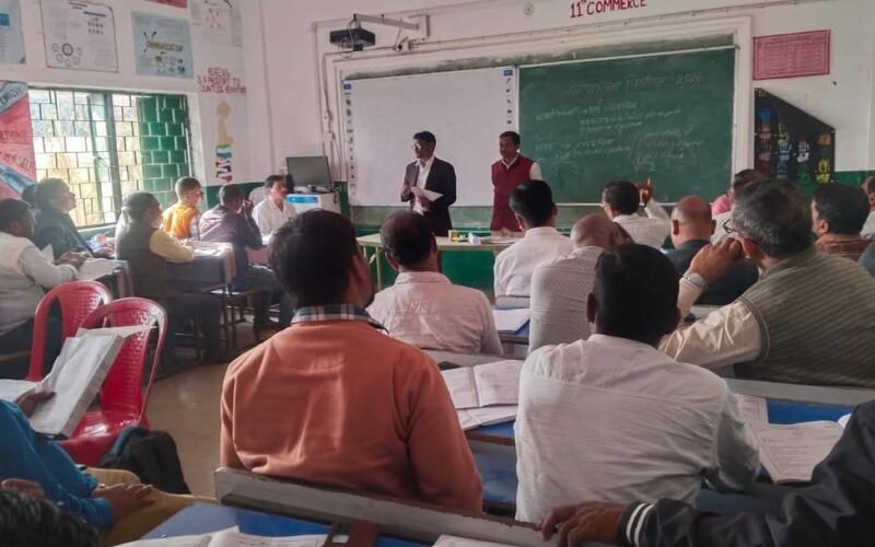 सरायकेला में नगरपालिका चुनाव–2026 के लिए द्वितीय चरण प्रशिक्षण सम्पन्न