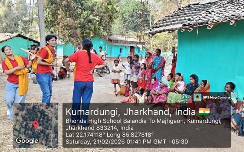 पश्चिमी सिंहभूम में डायन प्रथा उन्मूलन को लेकर जागरूकता अभियान, हाट-बाजारों में नुक्कड़ नाटक के जरिए लोगों को किया जागरूक