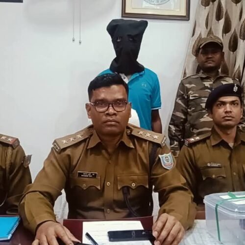 चाईबासा में चार वर्षीय बालक की हत्या, आरोपी गिरफ्तार; शव चुईगुटू पहाड़ से बरामद