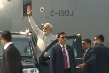 असम के डिब्रूगढ़ में देश की पहली हाईवे इमरजेंसी लैंडिंग फैसिलिटी पर पीएम मोदी की लैंडिंग, पूर्वोत्तर की रक्षा क्षमता को मिली मजबूती