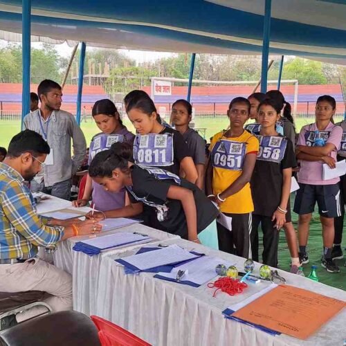 सरायकेला-खरसावां में गृह रक्षक भर्ती प्रक्रिया जारी, 370 अभ्यर्थी दौड़ में सफल