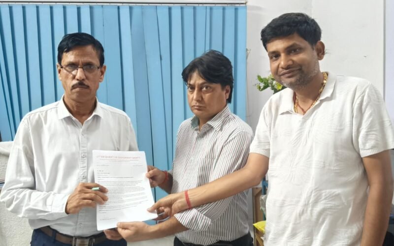 झारसुगुड़ा–राउरकेला–चक्रधरपुर रेलखंड में ट्रेनों की देरी से यात्री परेशान, जनप्रतिनिधियों ने उठाई आवाज