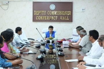 आयुष सेवाओं में सुधार पर जोर, उपायुक्त ने दिए सख्त निर्देश