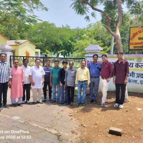 सांसद सांस्कृतिक महोत्सव में सरायकेला छऊ की दमदार प्रस्तुति, कलाकारों का दल रांची रवाना