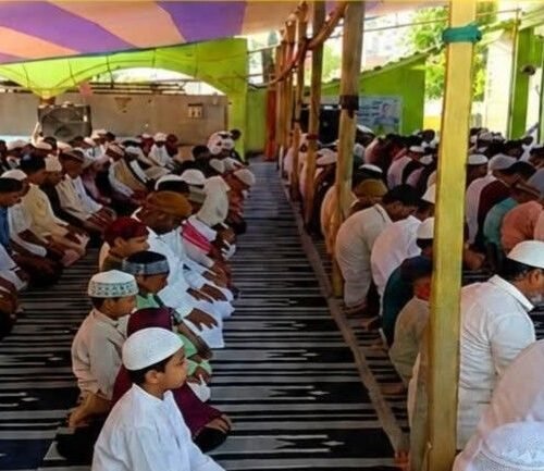 चक्रधरपुर में श्रद्धा, उल्लास और भाईचारे के साथ मनाया गया बकरीद का पर्व
