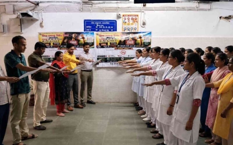 विश्व तम्बाकू निषेध दिवस पर सदर अस्पताल में शपथ ग्रहण व हस्ताक्षर अभियान आयोजित