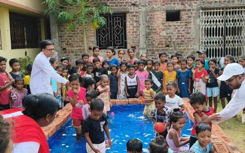 चक्रधरपुर: पद्मावती जैन सरस्वती शिशु विद्या मंदिर में दो दिवसीय समर कैंप का उत्साहपूर्ण समापन