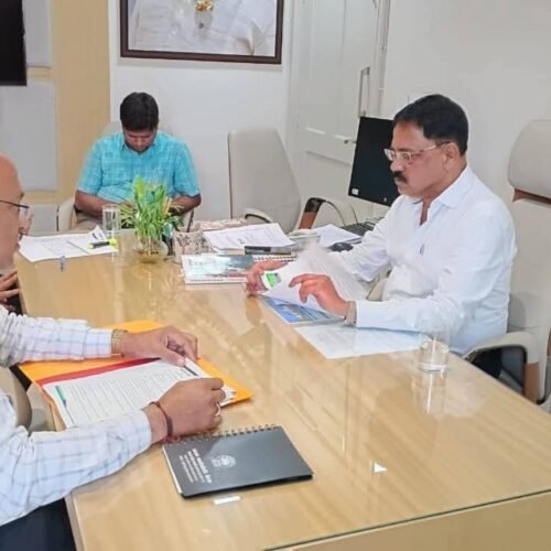 छऊ कला के संरक्षण और सरायकेला के विकास को लेकर मंत्री सुदिव्य सोनू से मिले मनोज चौधरी