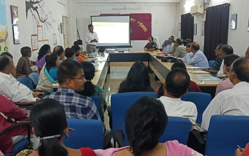 कोल्हान विश्वविद्यालय में आपात बैठक, क्लस्टर प्रणाली और शिक्षण पुनर्गठन पर हुई विस्तृत चर्चा