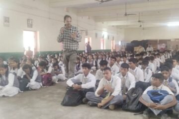 कारमेल स्कूल में ‘कैच द रेन’ जन-जागरूकता अभियान, विद्यार्थियों ने जल संरक्षण का दिया संदेश