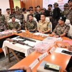 संयुक्त अभियान में तीन सक्रिय माओवादी गिरफ्तार, AKM-47 समेत भारी मात्रा में हथियार और गोला-बारूद बरामद