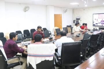 मतदाता सूची विशेष गहन पुनरीक्षण (SIR-2026) की समीक्षा बैठक, उपायुक्त ने समयबद्ध क्रियान्वयन के दिए निर्देश