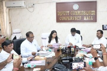 पश्चिमी सिंहभूम में मतदाता सूची पुनरीक्षण को लेकर प्रेस वार्ता, 5 अगस्त से 4 सितंबर तक दर्ज होंगे दावा-आपत्ति