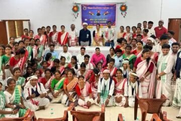 लाको बोदरा जयंती पर साहित्य संगोष्ठी आयोजित, विद्यार्थियों ने प्रस्तुत किए गीत, कविता और सांस्कृतिक कार्यक्रम